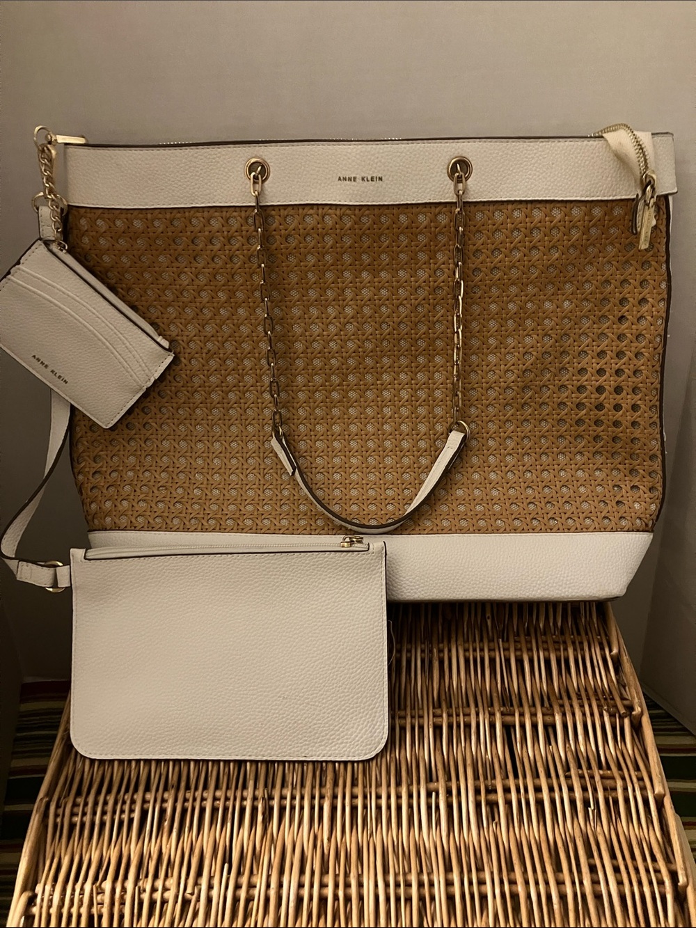 Anne Klein Cream & Tan Woven Chain-Handle Tote